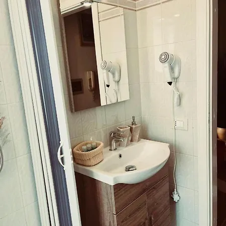 Lägenhet La Casa Di Tommy *
